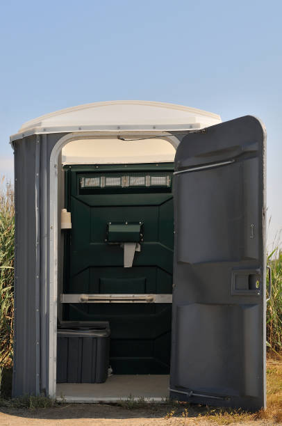 Best Emergency porta potty rental  in Martins Ferry, OH